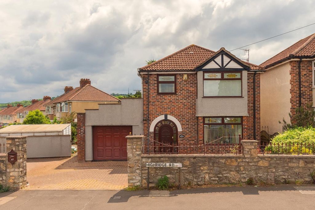 Property photo 2 of 35 8H3Rbd - External A.Jpg
