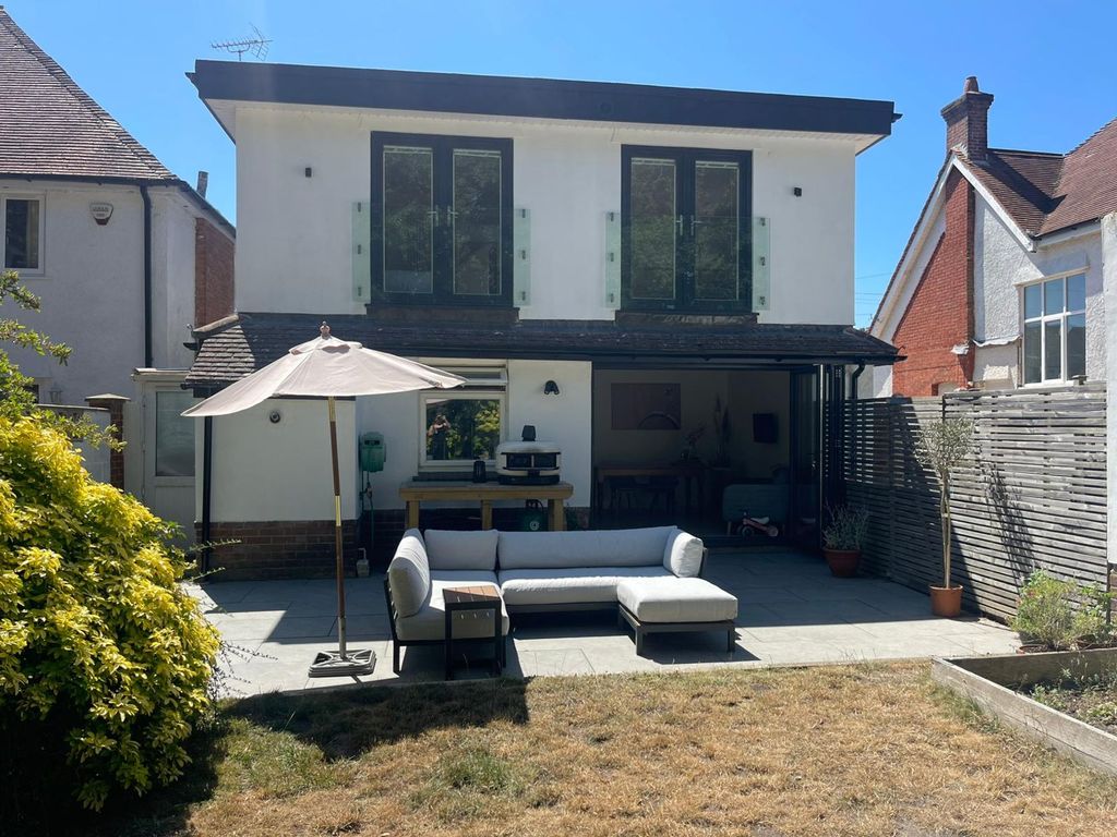 Property photo 1 of 20