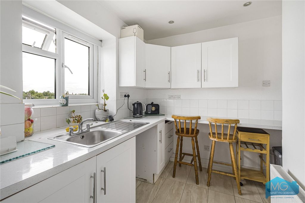 Property photo 2 of 15 Picture No. 34