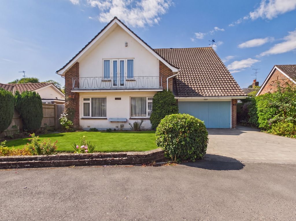 Property photo 1 of 27