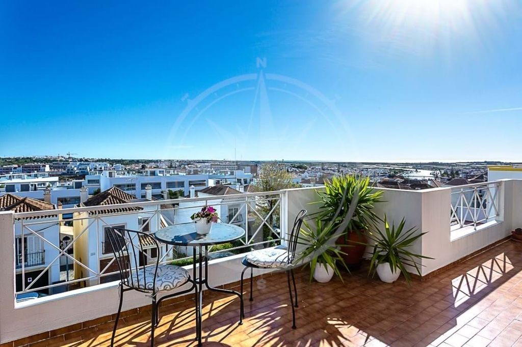 Property photo 2 of 26