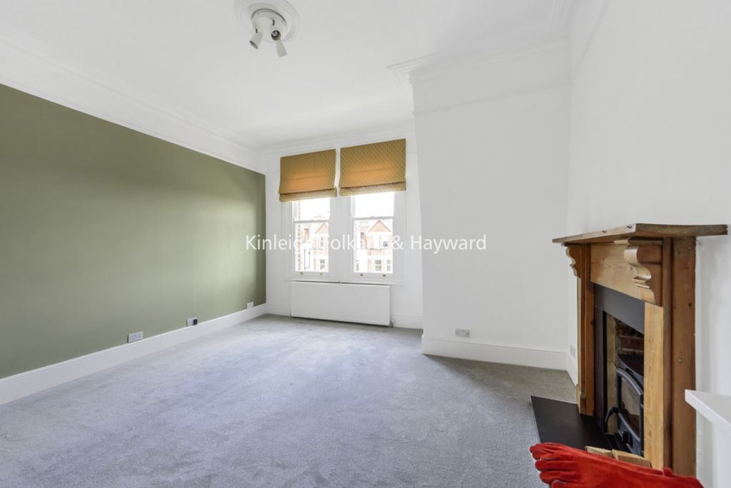 Property photo 2 of 9 d86E07B6-Bd39-4B74-9