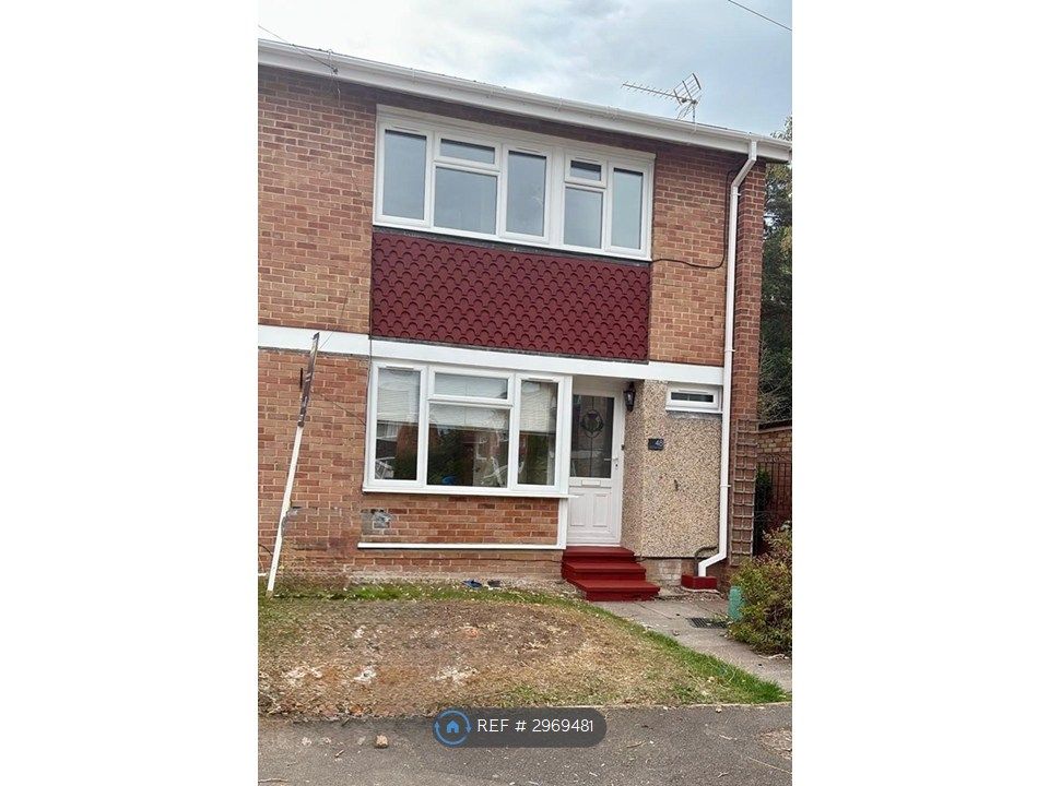 Property photo 1 of 11 Newly Renovated House