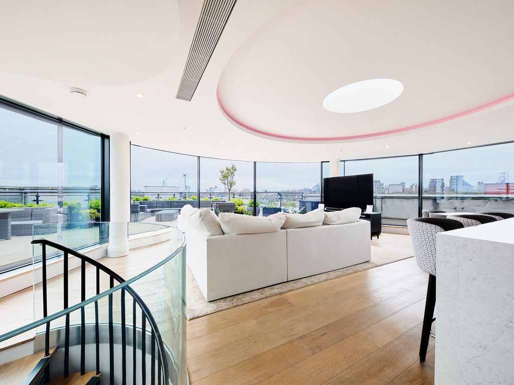 Property photo 2 of 28