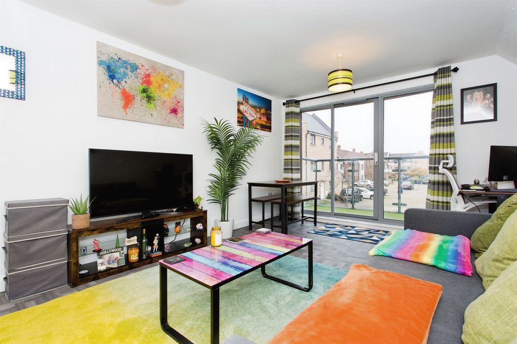 Property photo 2 of 15