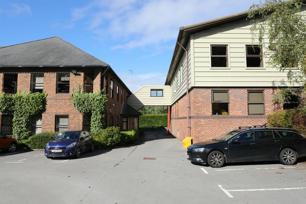 Property photo 3 of 19 H5D_0325.Jpg