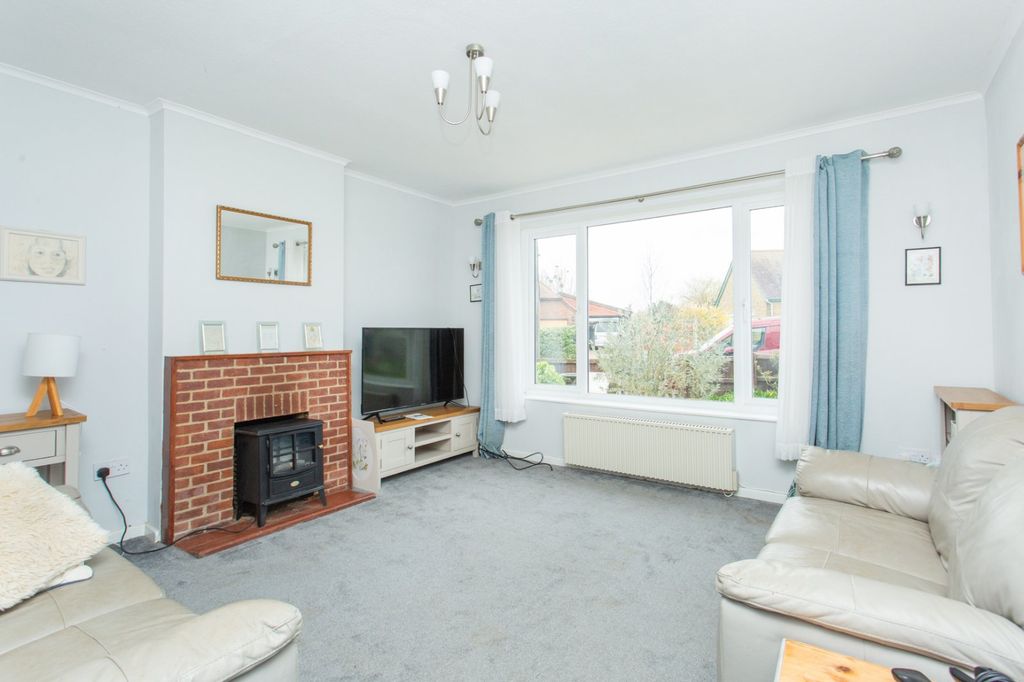 Property photo 3 of 17 Picture 3