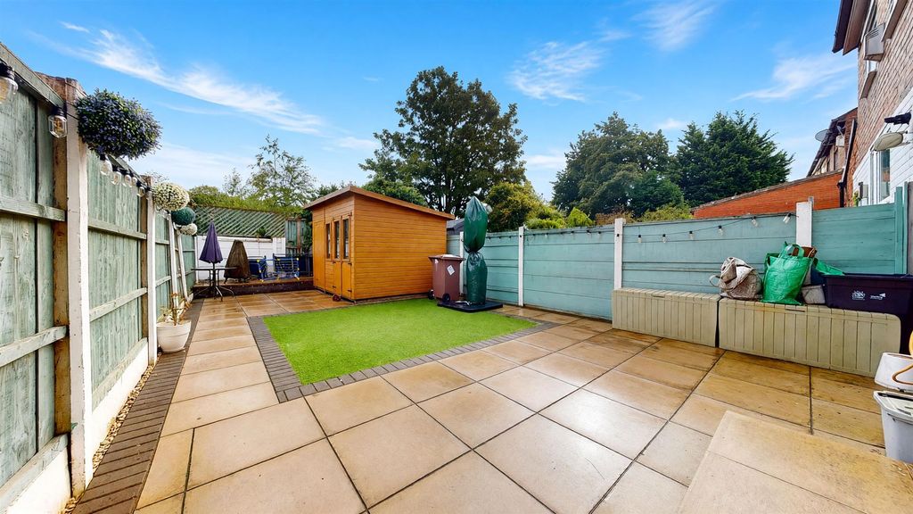 Property photo 2 of 19 Link Avenue Rear Garden