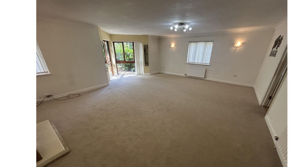 Property photo 3 of 11 Img_8318.Jpg