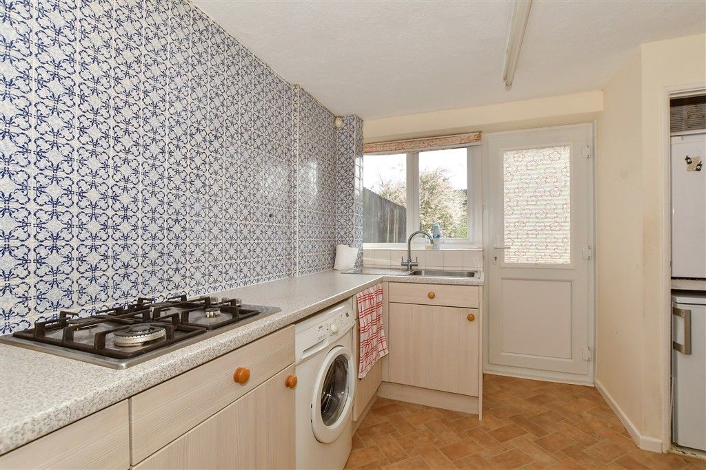 Property photo 3 of 13 Kitchen
