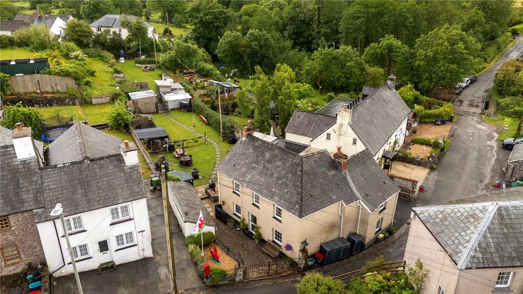 Property photo 2 of 31 Picture No. 31