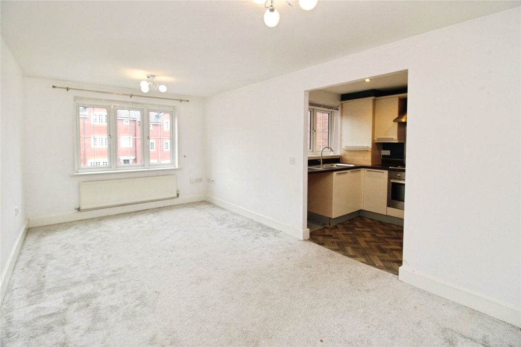 Property photo 2 of 8 Picture No. 07
