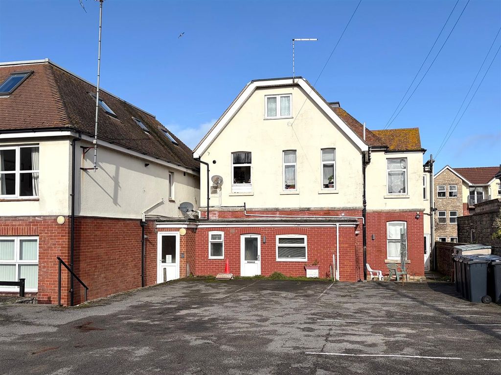 Property photo 1 of 8 4298 Windowcard.Jpeg