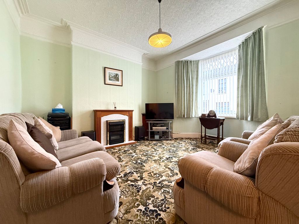 Property photo 2 of 17 Img_2922.Jpeg