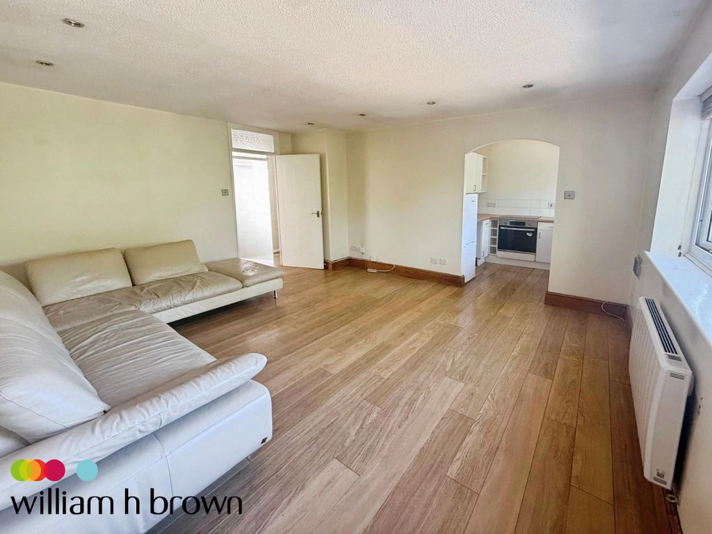 Property photo 3 of 13 Image