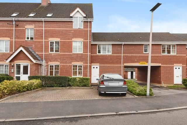 Property photo 1 of 8 External