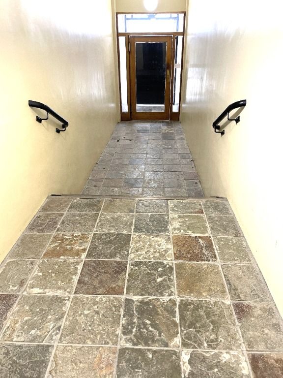 Property photo 2 of 9 Photo 2