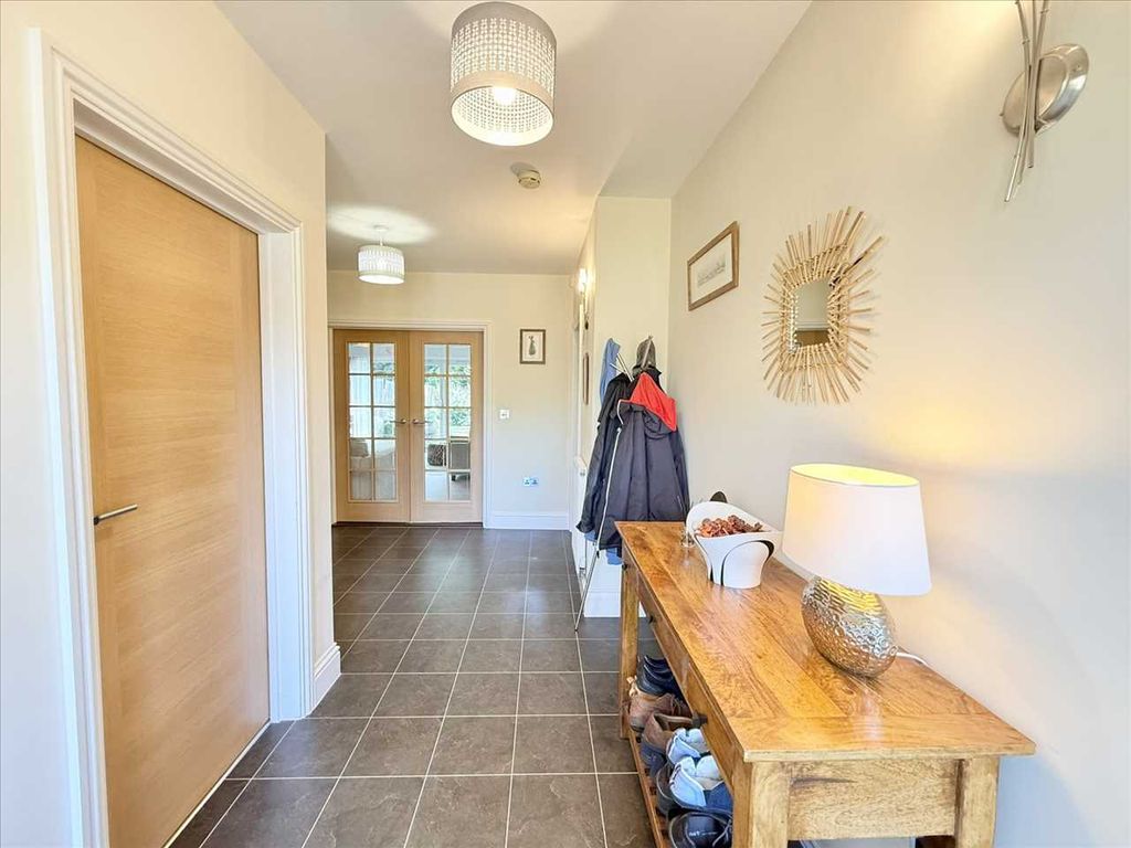 Property photo 2 of 30 Entrance Hallway