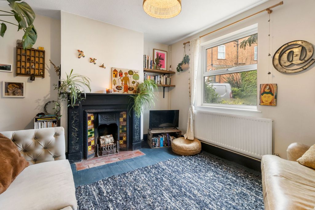 Property photo 2 of 14