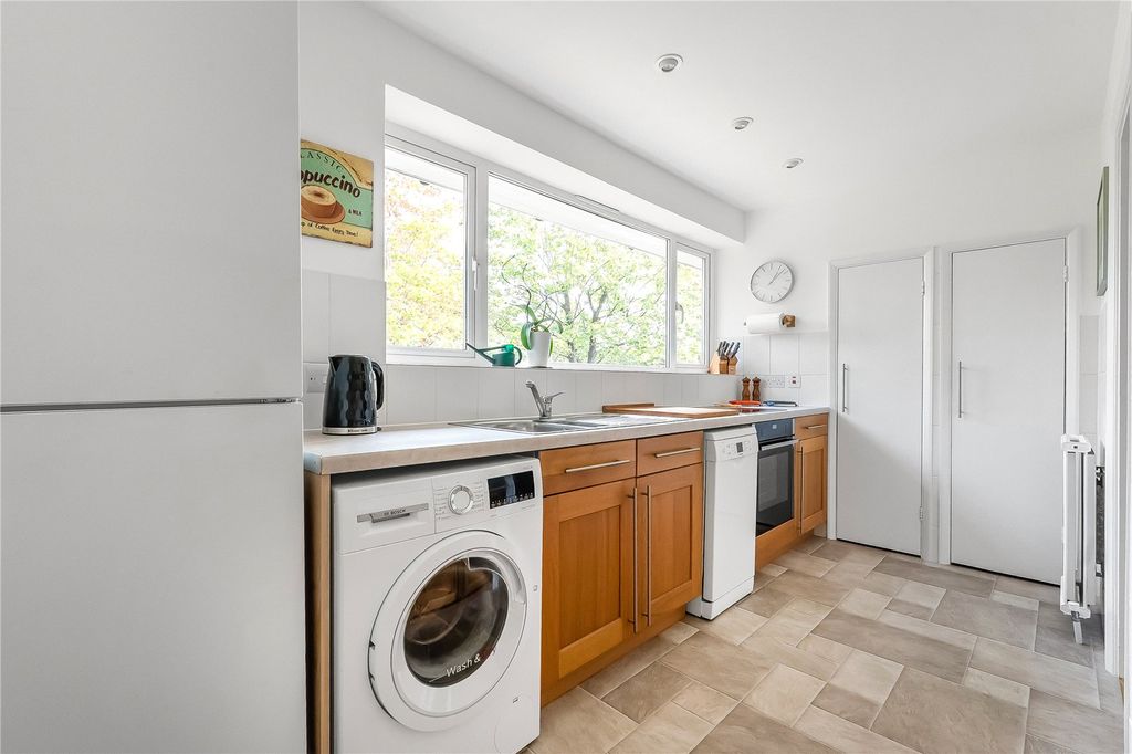Property photo 3 of 15 Kitchen