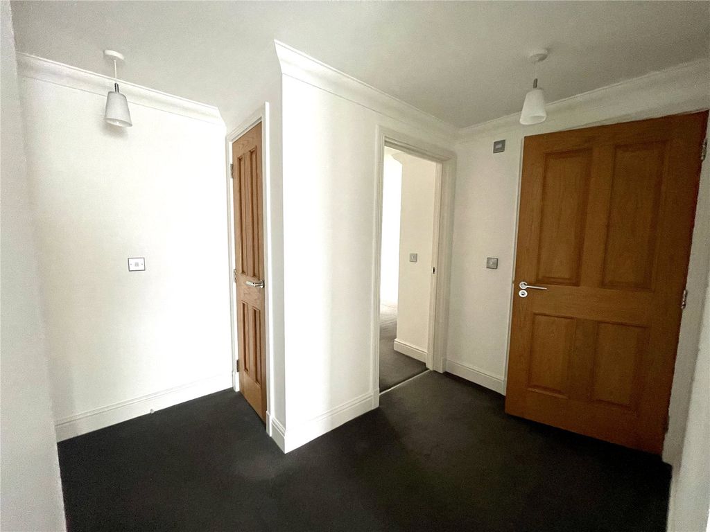 Property photo 3 of 12 Picture No. 06