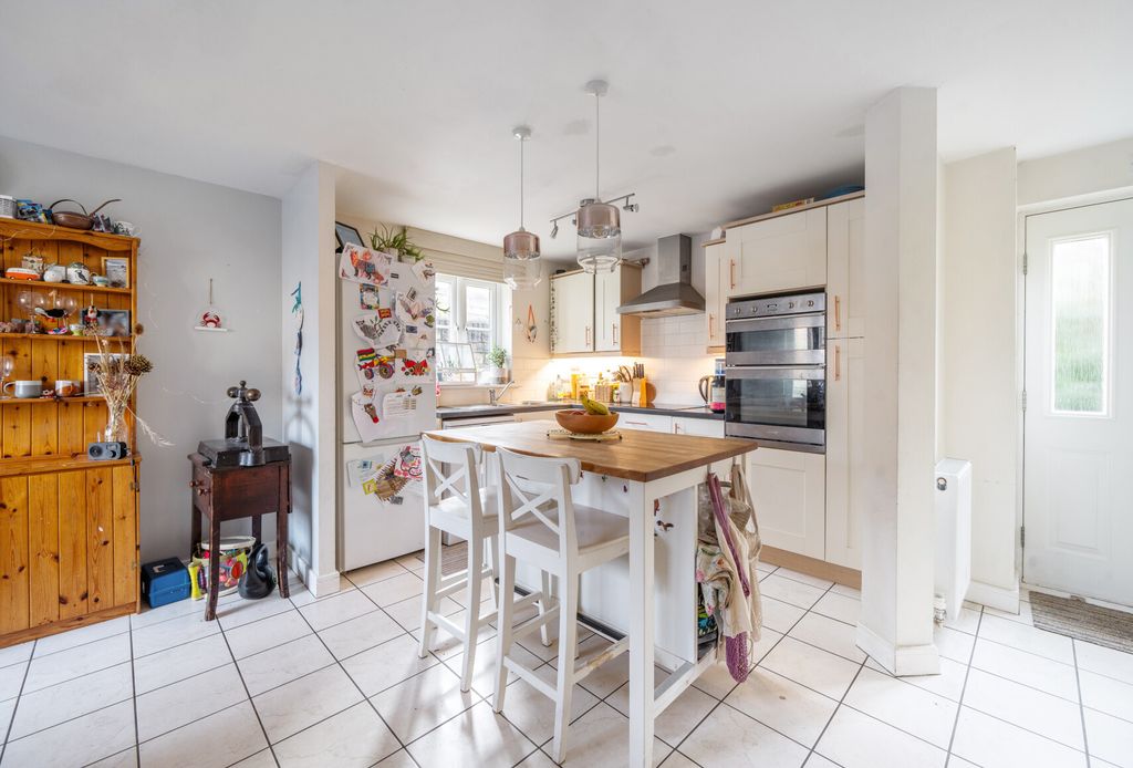 Property photo 3 of 14 1220106 (4).Jpg