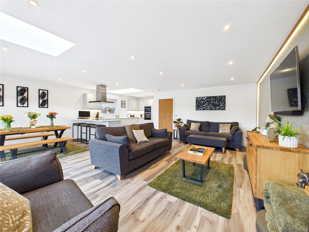 Property photo 2 of 26 Picture 2