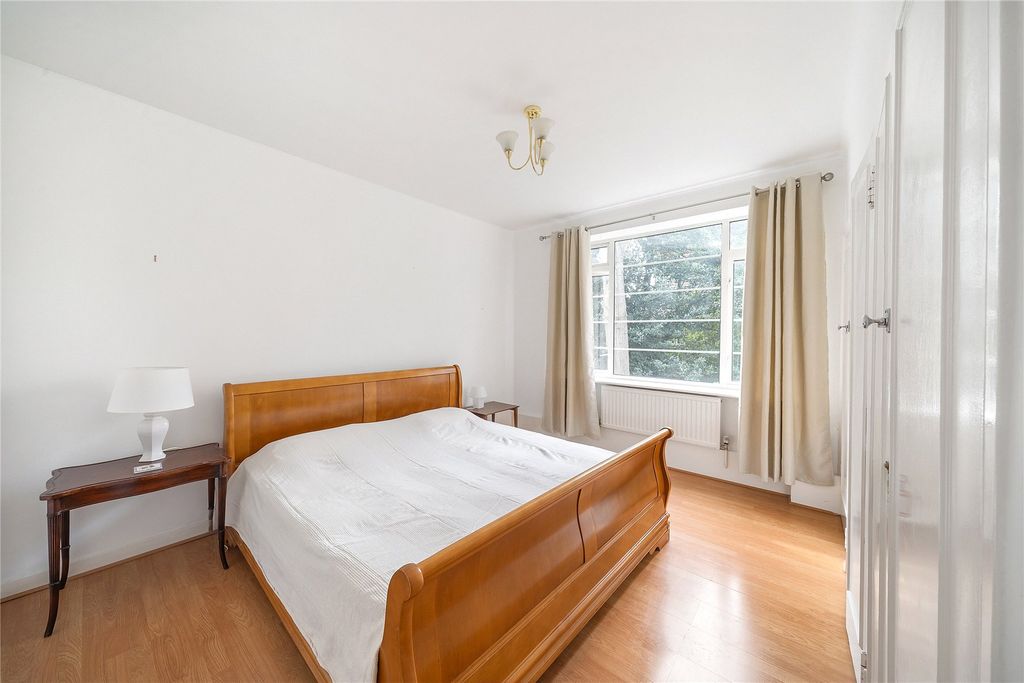 Property photo 2 of 12 Picture No. 19