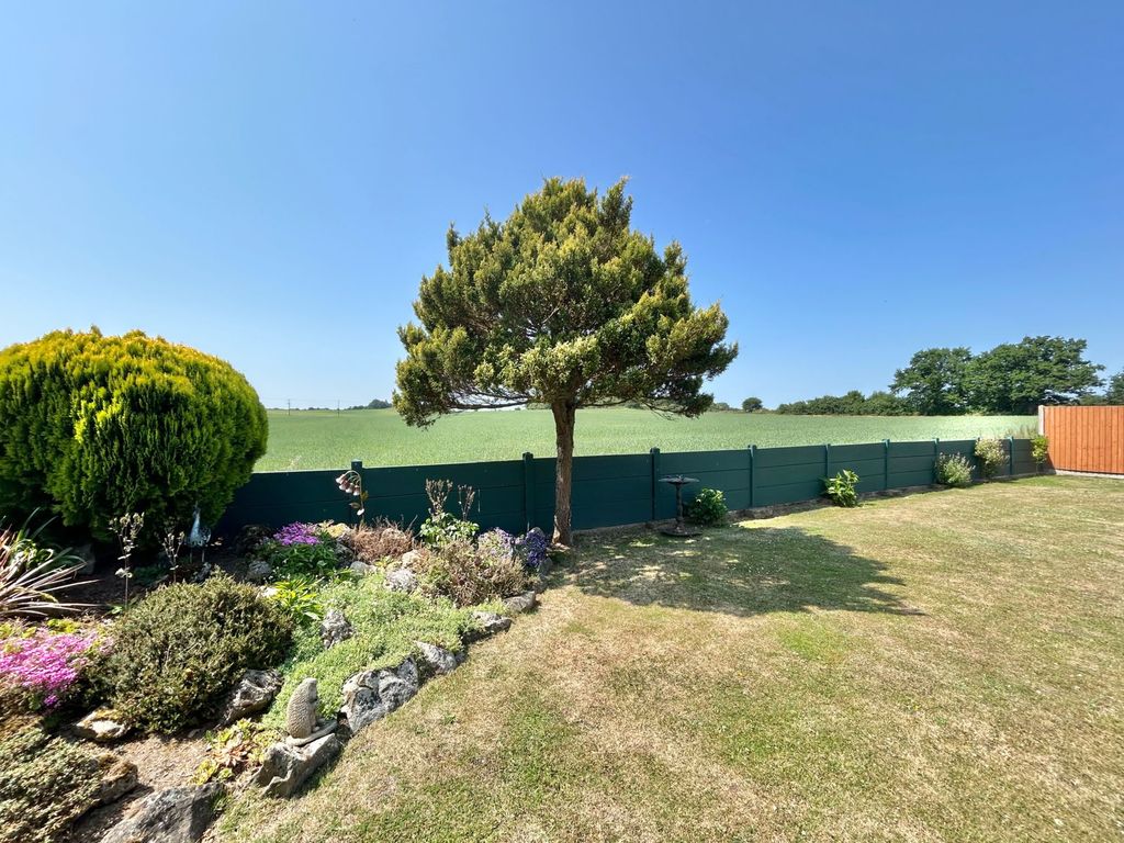 Property photo 3 of 30