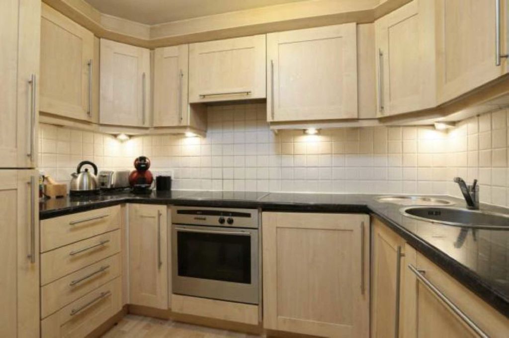 Property photo 3 of 6
