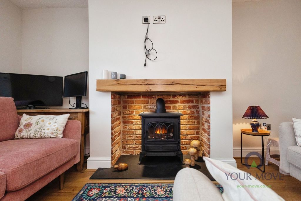 Property photo 3 of 11 Pbox-Img.Jpg