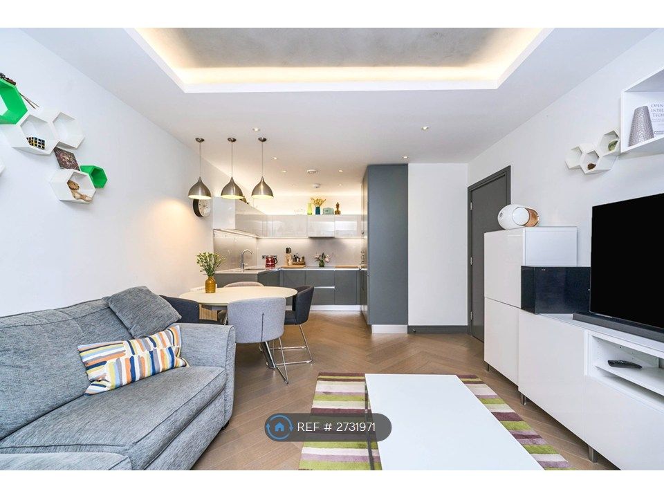 Property photo 1 of 12 Lounge Looking Back At Kitchen