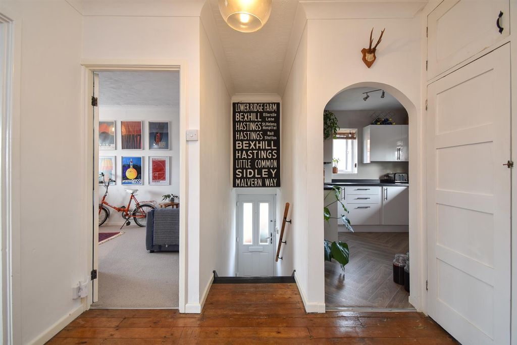 Property photo 3 of 20 Hallway