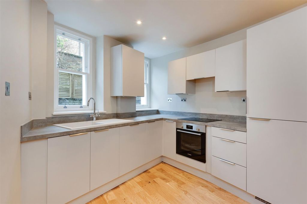 Property photo 2 of 14 54131-Hi-Res (2).Jpg