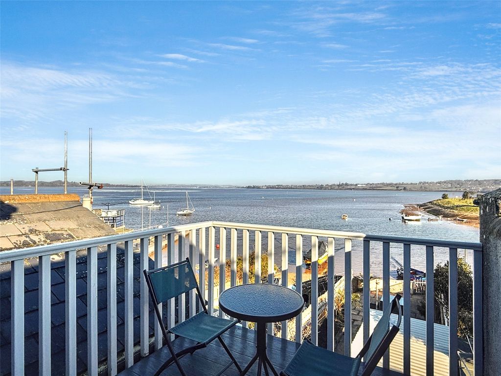 Property photo 1 of 26 Balcony