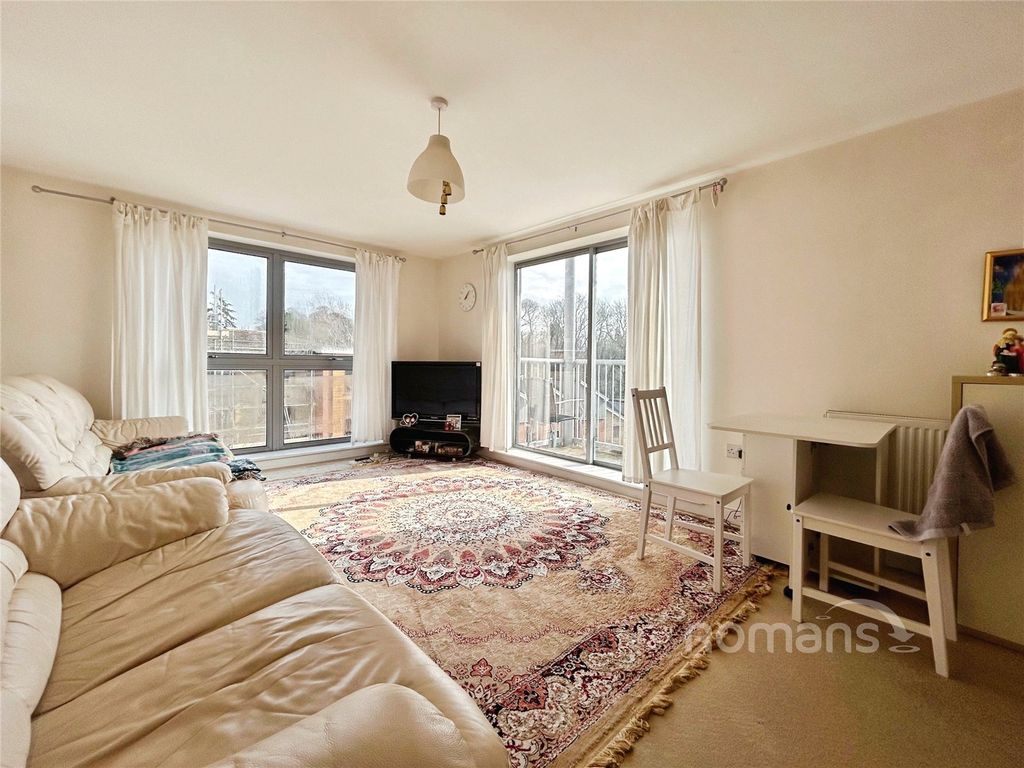 Property photo 2 of 13 Picture No. 03