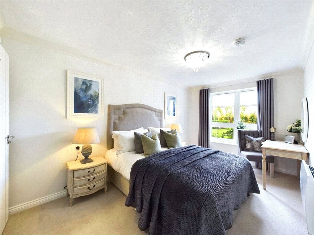 Property photo 3 of 11 Picture 3