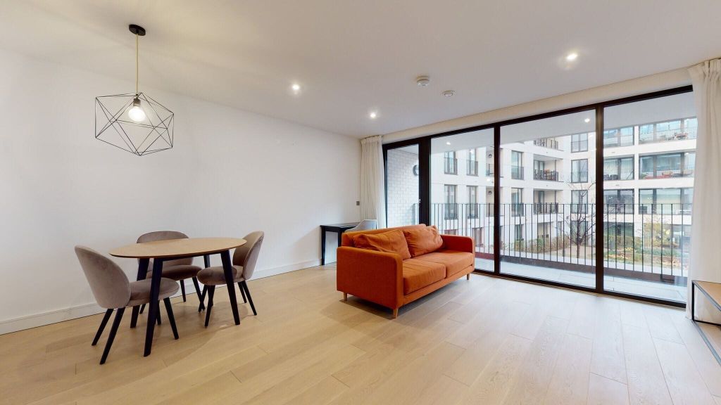 Property photo 1 of 24 Living Room