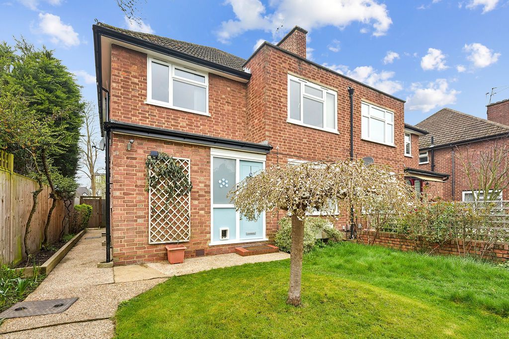 Property photo 2 of 15 Front