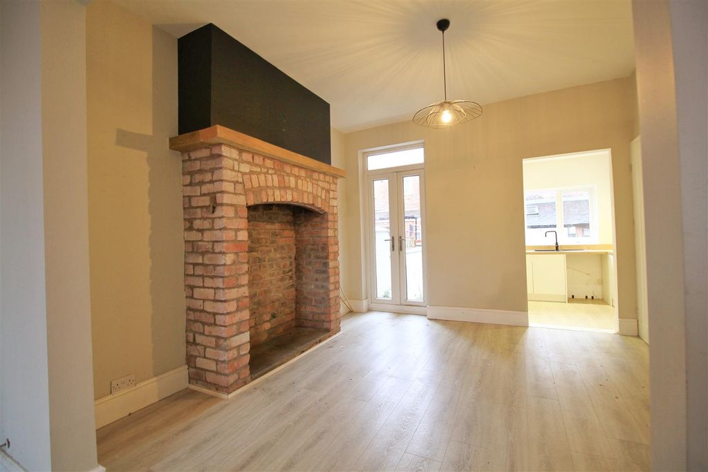 Property photo 3 of 11 Reception1.Jpg