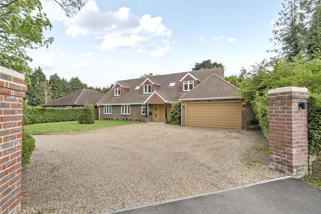 Property photo 3 of 28 Picture No. 04