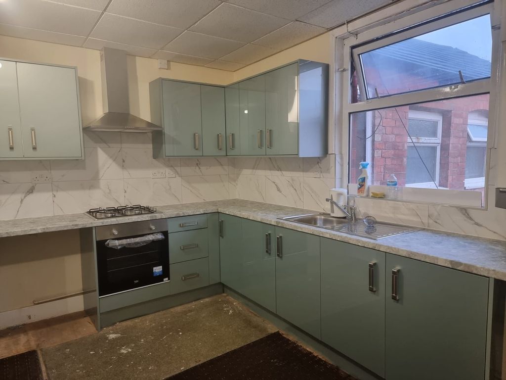 Property photo 3 of 10 Photograph 3