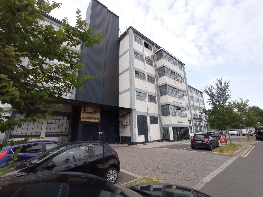 Property photo 1 of 4 Picture No. 05