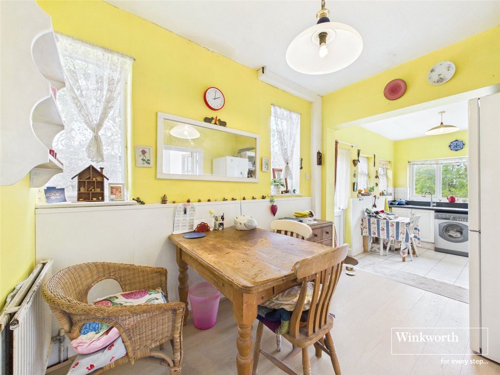 Property photo 3 of 22 Open Plan Kitchen