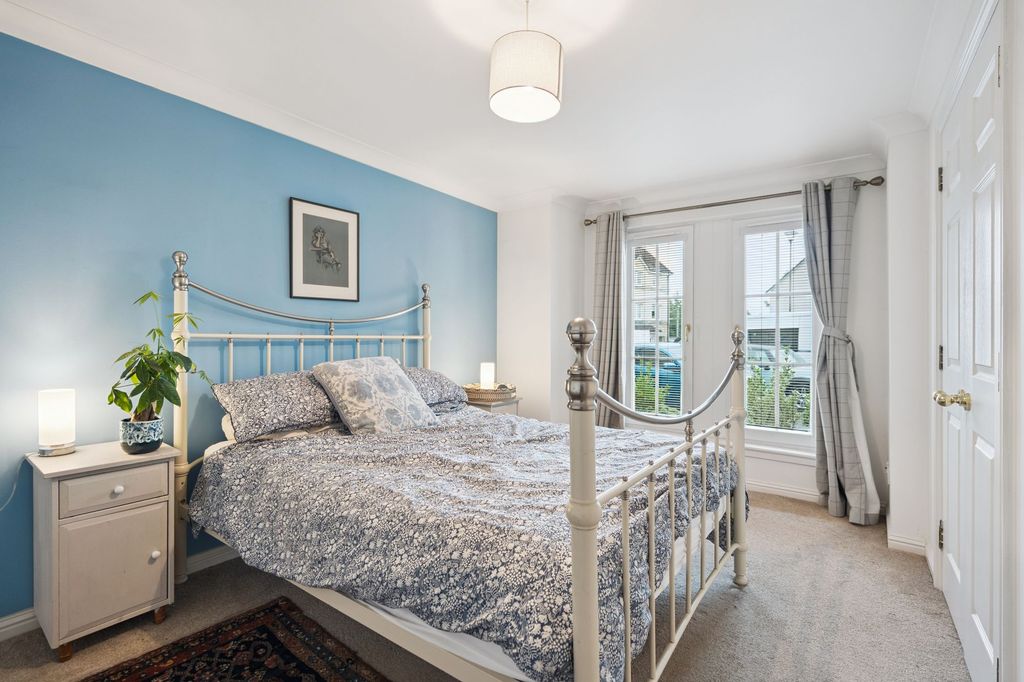 Additional image 7 of 2 bed flat for sale3 Blenheim Court, Stirling FK9