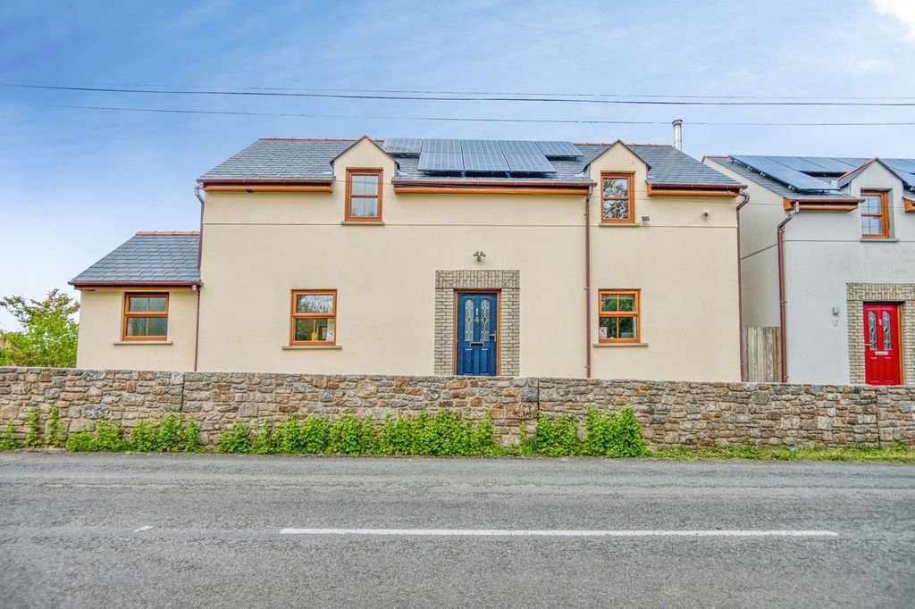 Property photo 1 of 29 Pbox-Img.Jpg