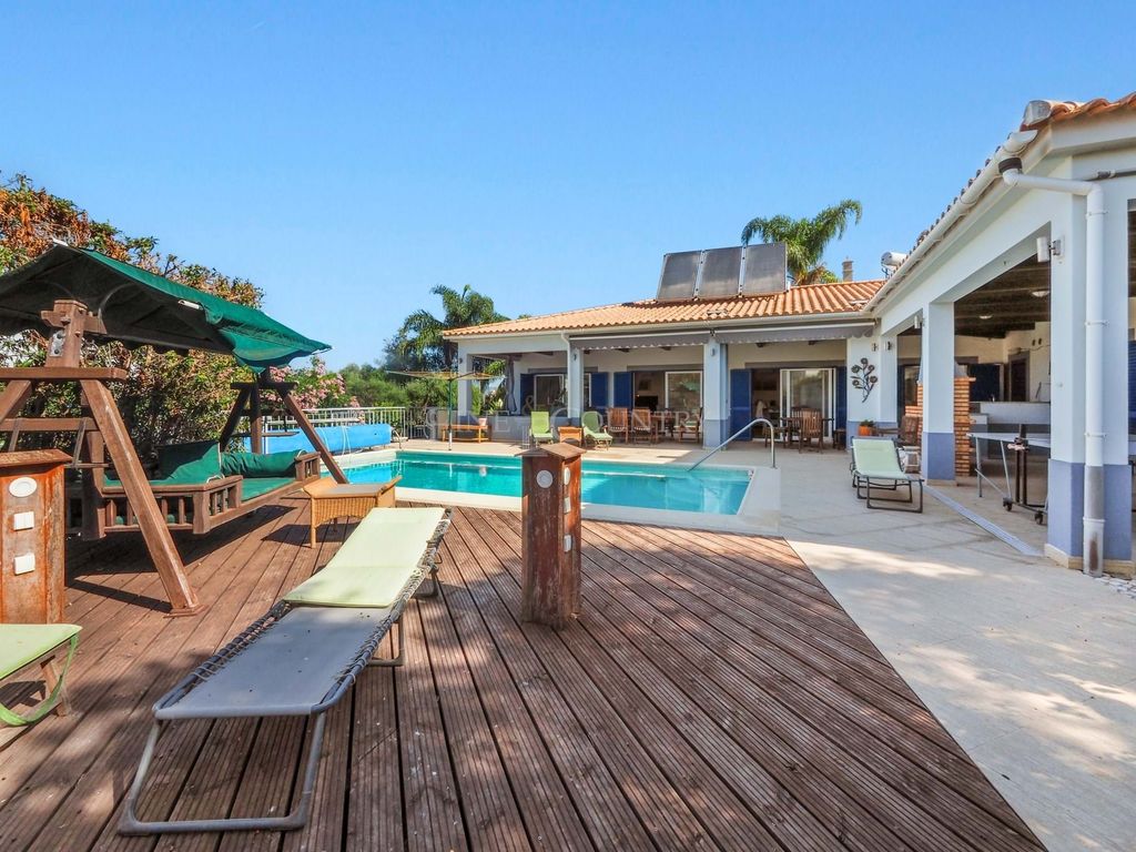 Property photo 1 of 30