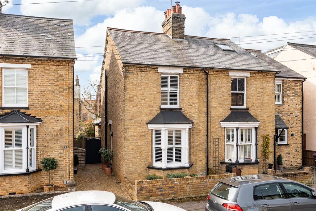 Property photo 1 of 8 External-5.Jpg