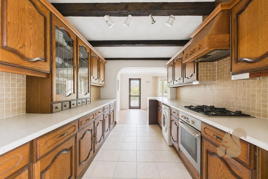 Property photo 3 of 37 Kitchen.Png