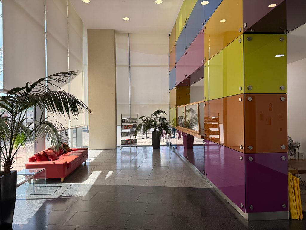 Property photo 2 of 19